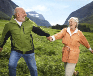 Высокий уровень социальной активности в пожилом возрасте может облегчить процессы старения1
